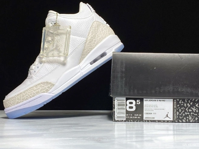 Triple White Retro Air Jordan 3 136064-111 0712